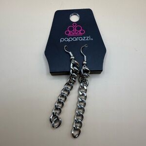 Paparazzi Silver Chain Link Earrings Set NWT